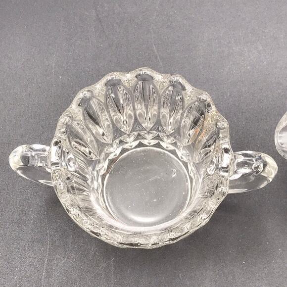 Vintage Indiana Glass Lotus Blossom Tulip Sugar Bowl & Creamer Set 1007 Clear - Picture 5 of 12